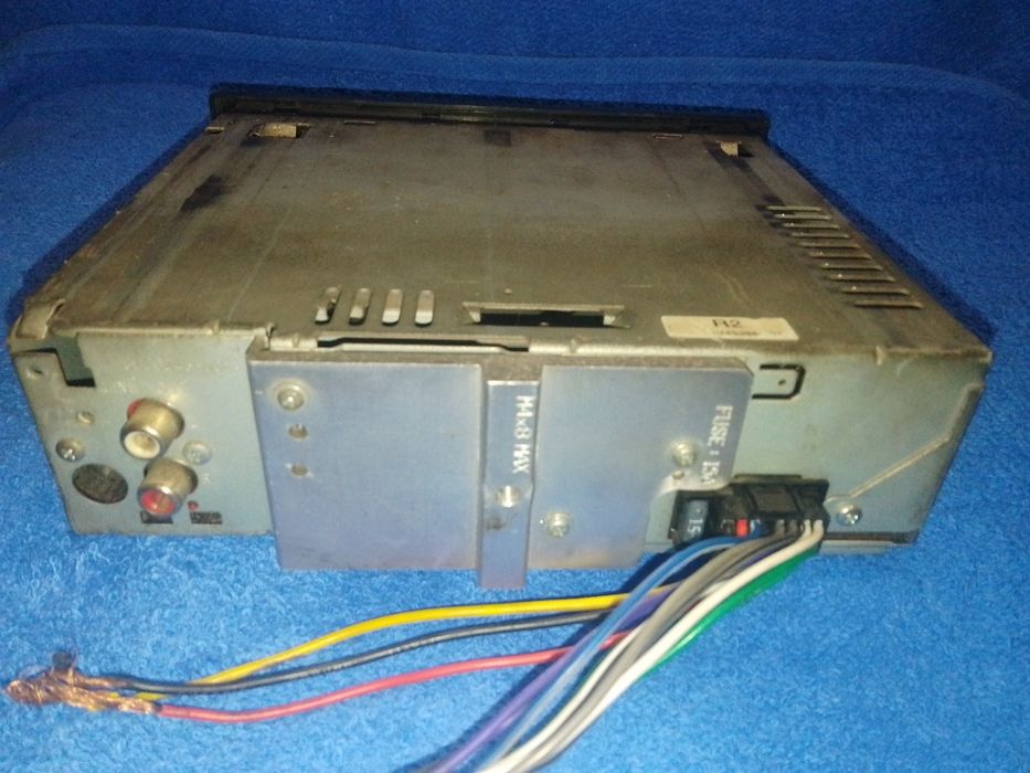 Магнитола JVC KD-R 301