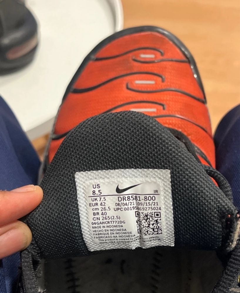 Ténis Nike Tn laranja