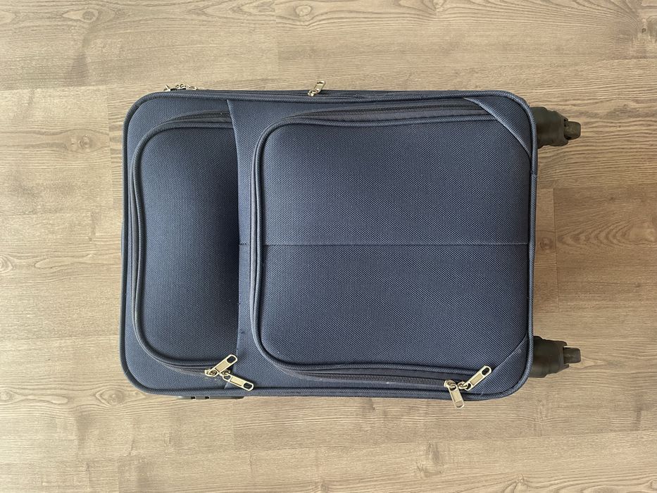 Mala de viagem ( 25 x 35 x 55 cm)