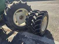 Rodas 360/70R24 e 280/70R16 New Holland TCE