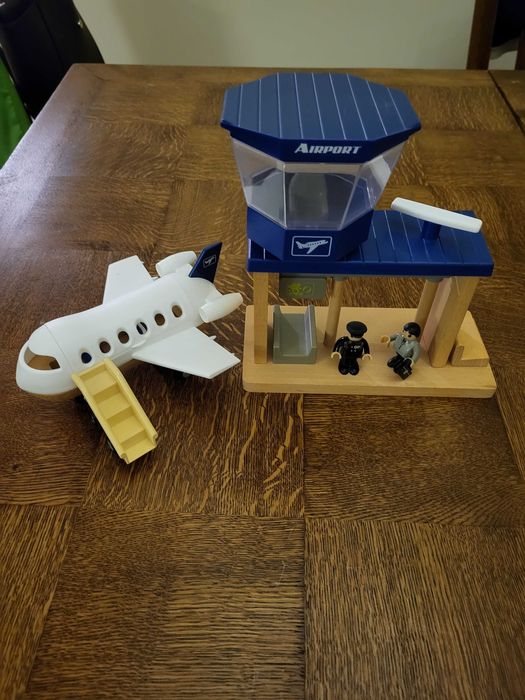 Port lotniczy lotnisko samolot Playtive drewniany