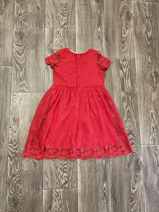 Платье  на девочку