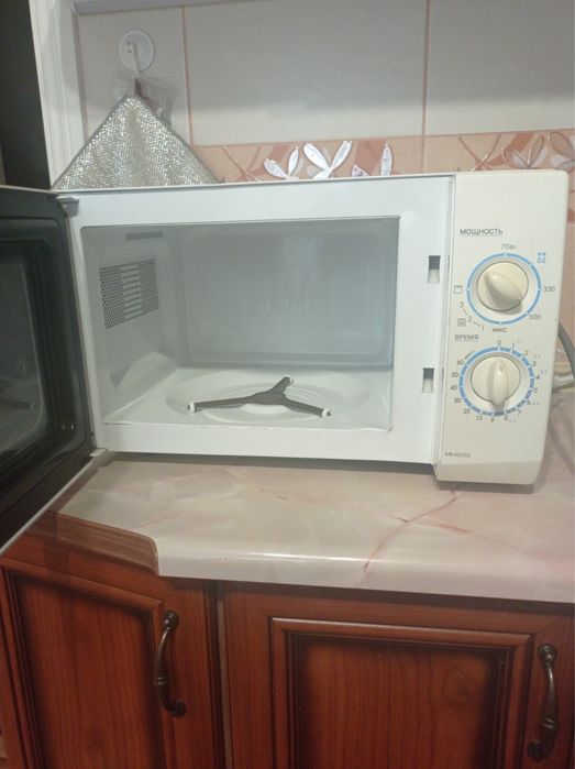 мікроволновка LG робоча