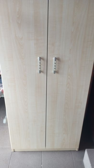 Szafa ubraniowa odcień klonu