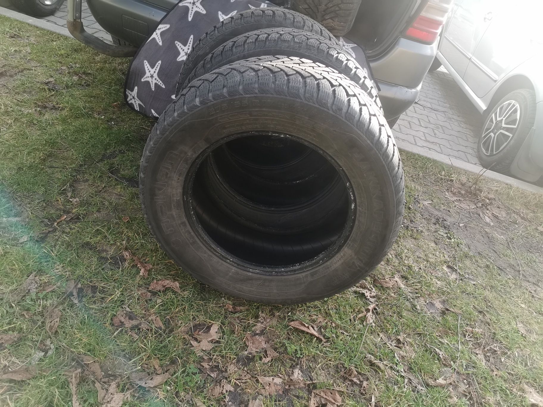 Opona NOKIAN 275X X65 X17