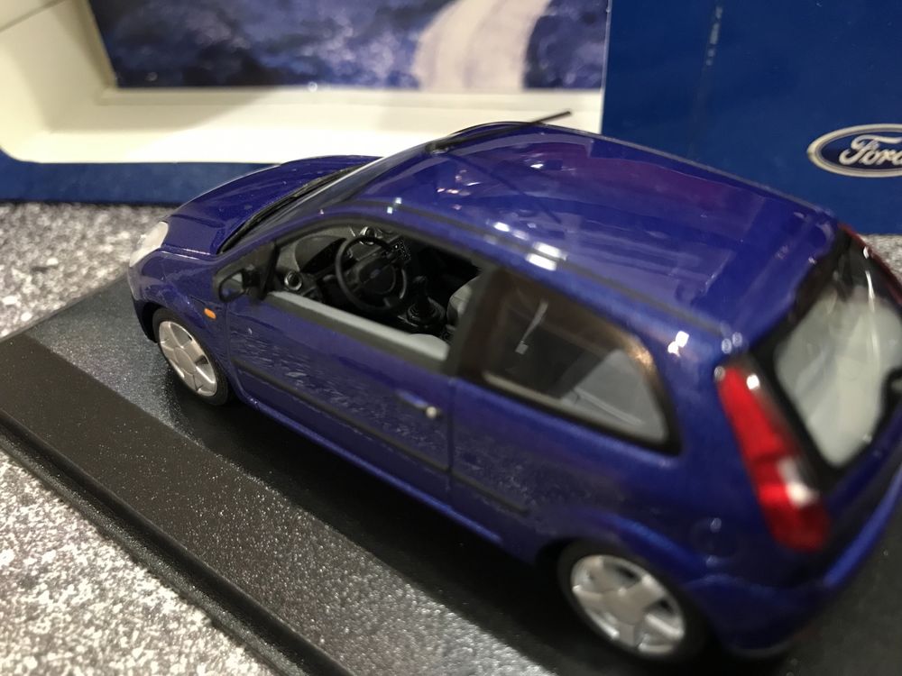 1/43 Ford Fiesta MK5 2002 MINICHAMPS