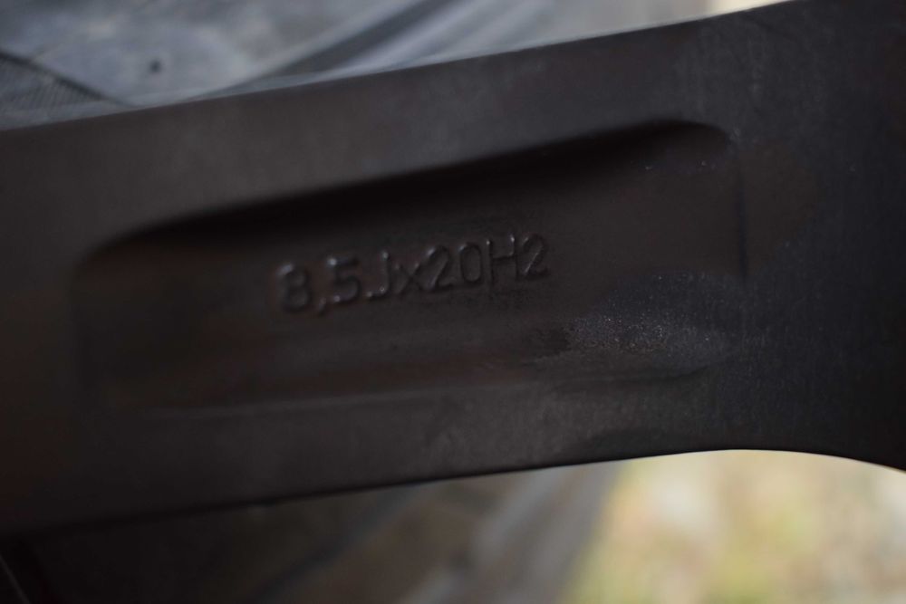 Felgi aluminiowe opony 235/45R20 FIAT FREEMONT 8.5" x 20" 5x127.BROCK