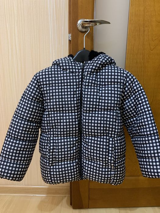 Куртка Mango на дівчинку.