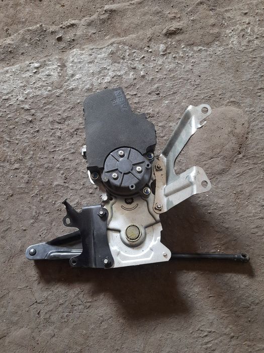 Toyota Venza Highlander мотор привод крышки багажника