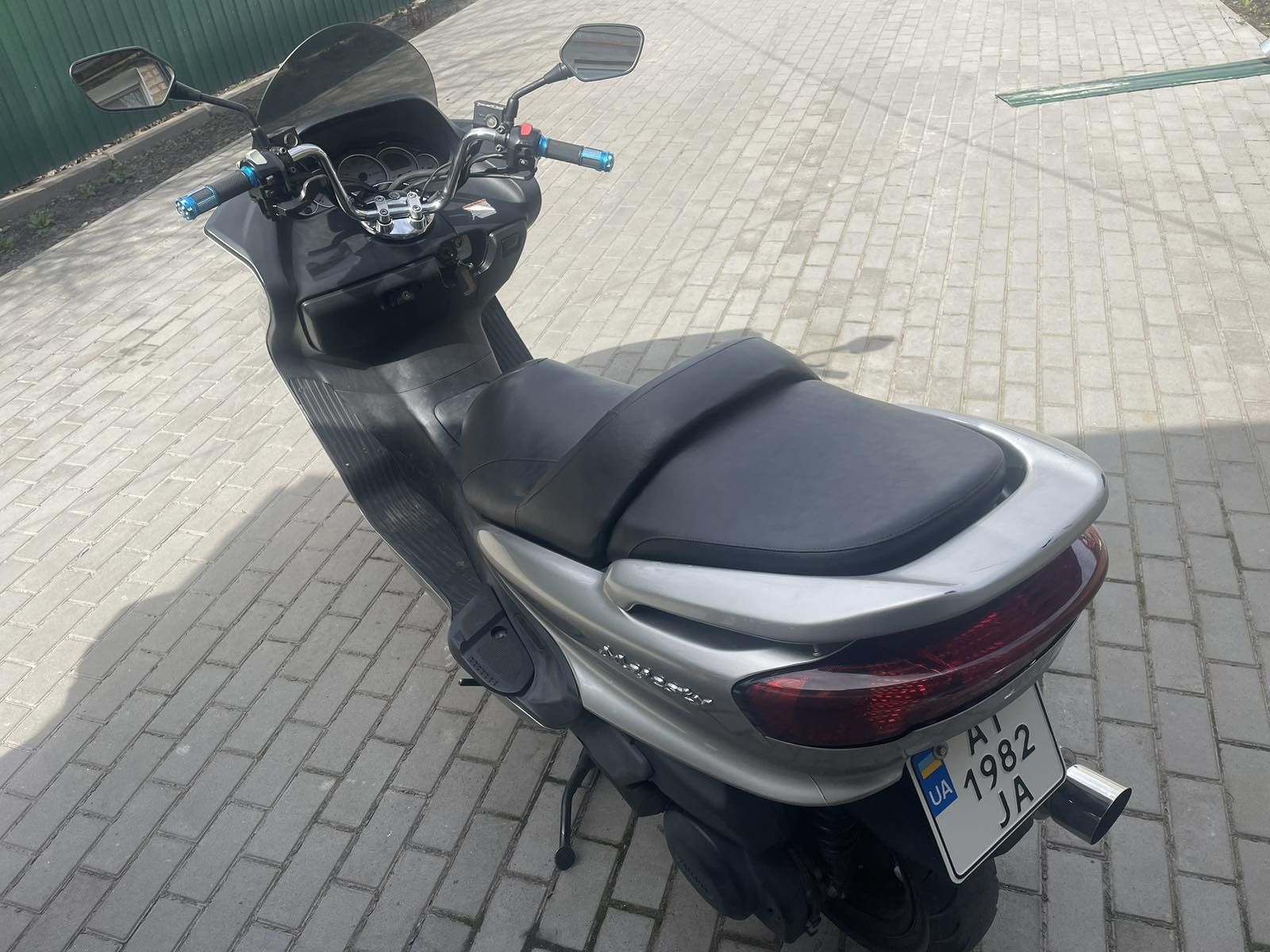Максі-Скутер Yamaha Majesti