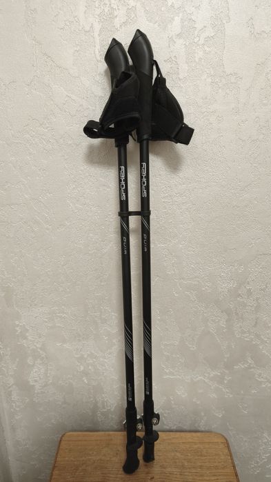 Палиці для скандинавської ходьби Spokey 929472 Wind 105 - 135 см чорні