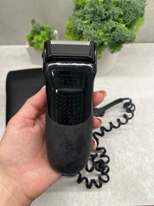 Електробритва Braun Series 3 360