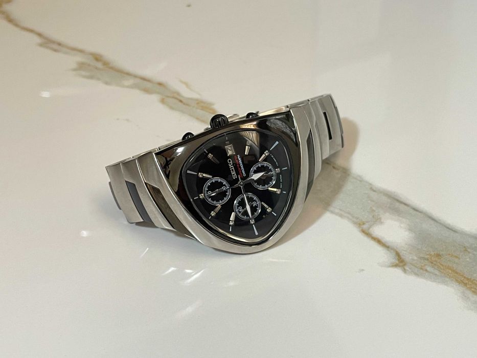 Seiko Chronograph Triangle