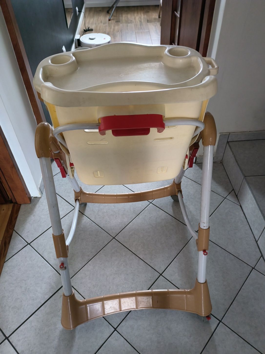 Krzesełko do karmienka