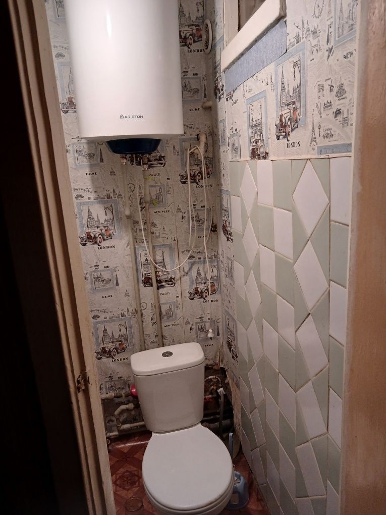 Продам 2-х комнатную квартиру, ул. Школьная.
