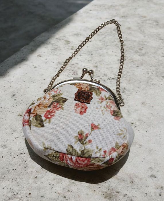 Невеликий вінтажний гаманець монетниця з тканини Anna Sui