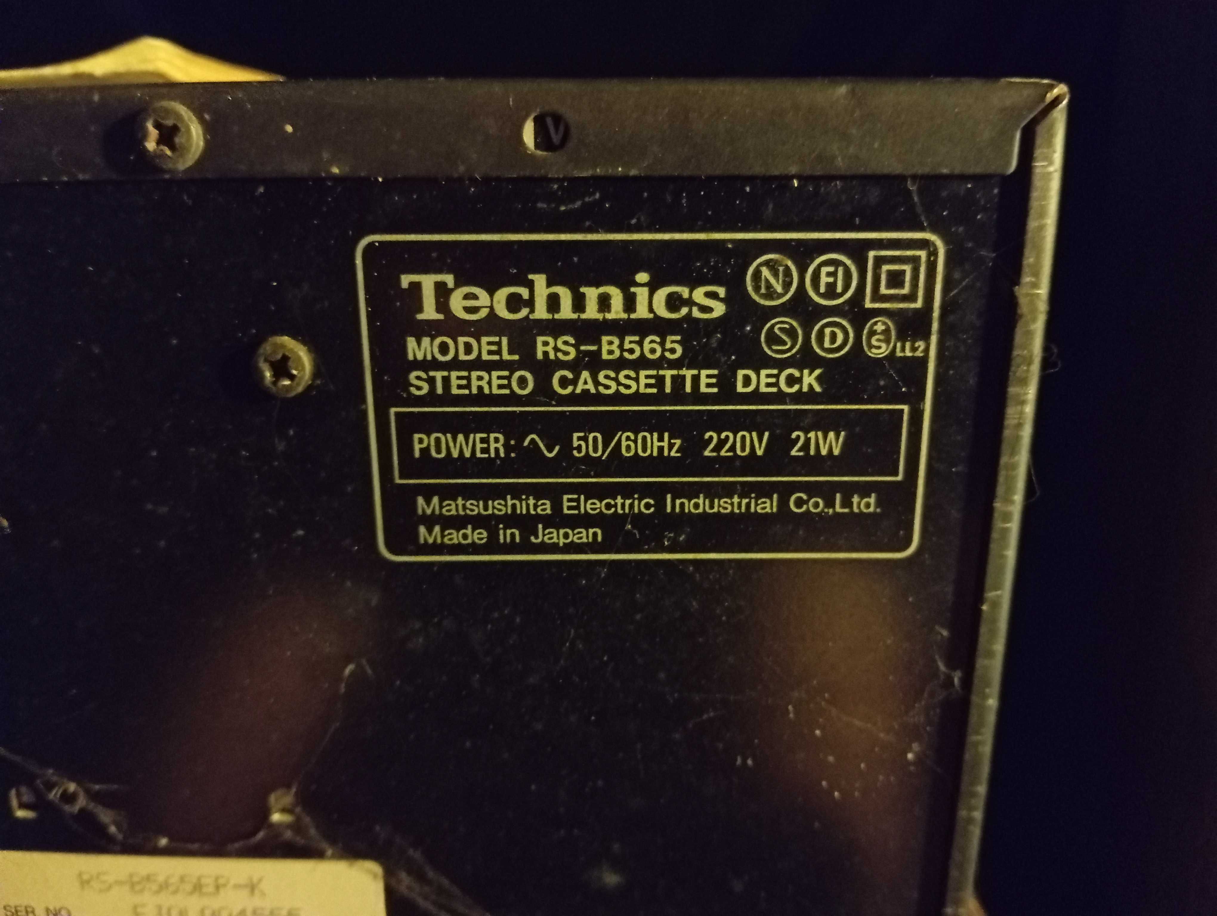 Technics RS-B565 Deck