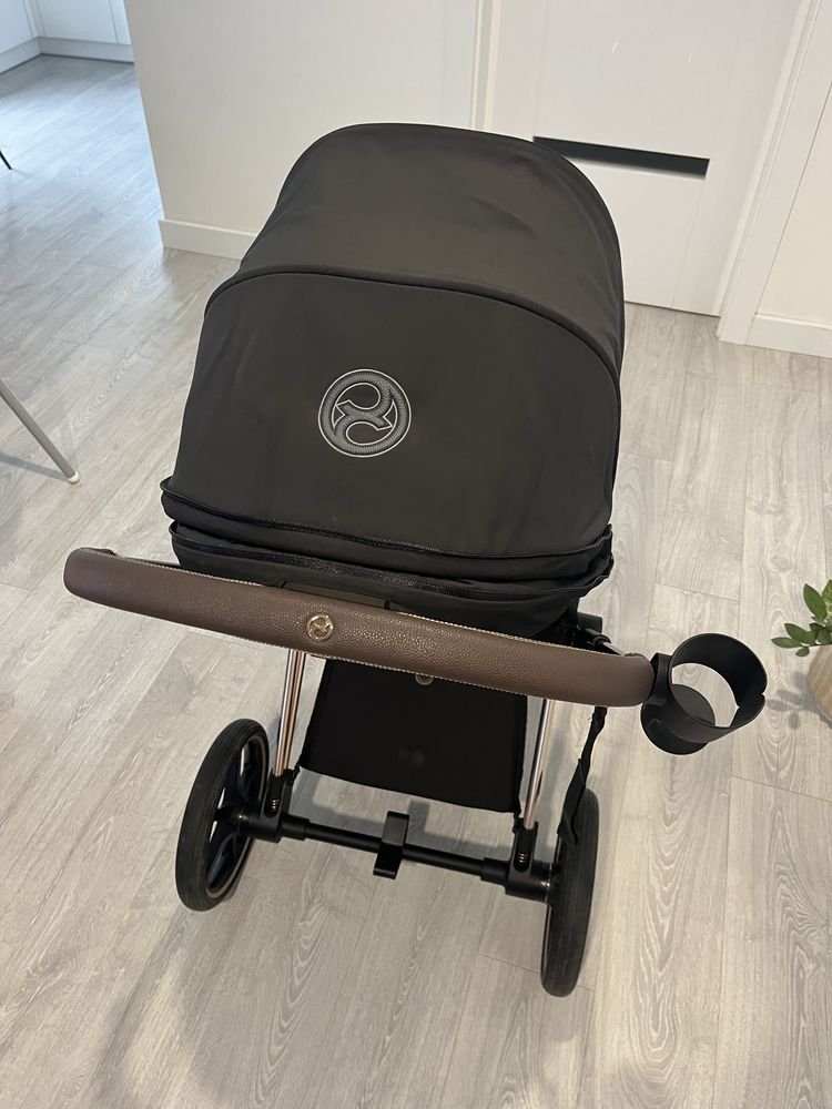 Cybex Priam 4.0 Deep Black Rose Gold wozek spacerowka folia kubek
