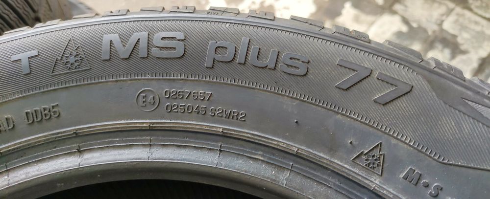 2x 185/65R15 Uniroyal MS Plus 77 88T 6,06mm