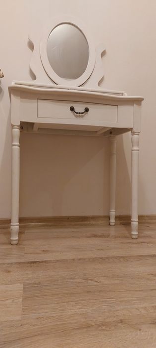 Toaletka biała 3 szuflady, lustro