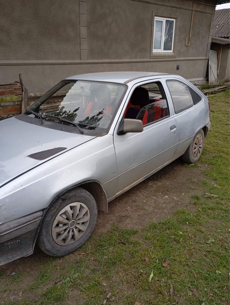 Продаю опел кадет 1.6 дизел 1988