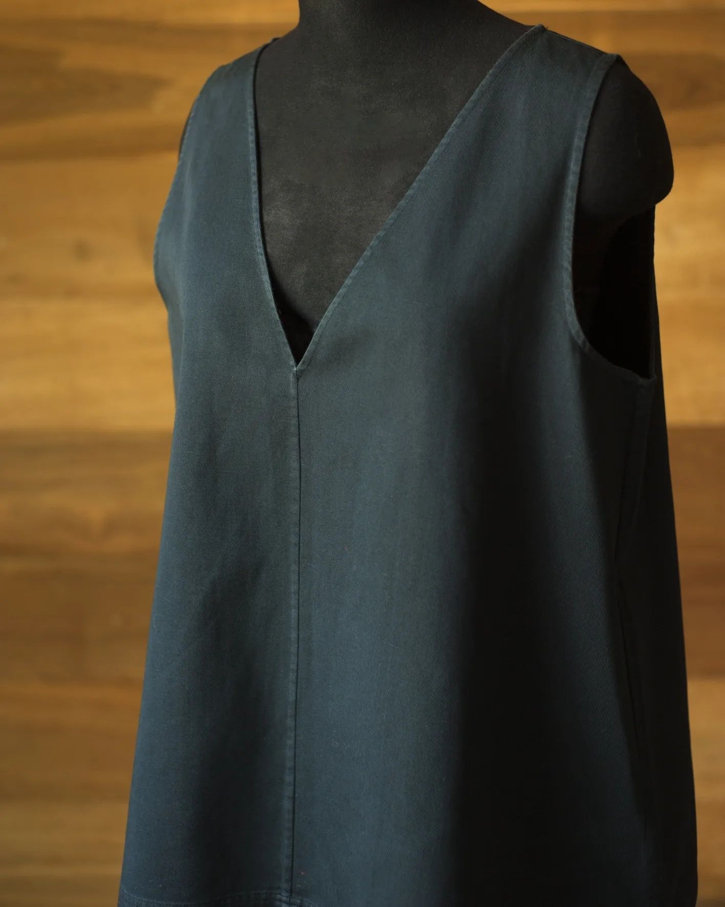 Чорний джинсовий топ в мінімалістичному стилі жіночий cos, ро. l, xl