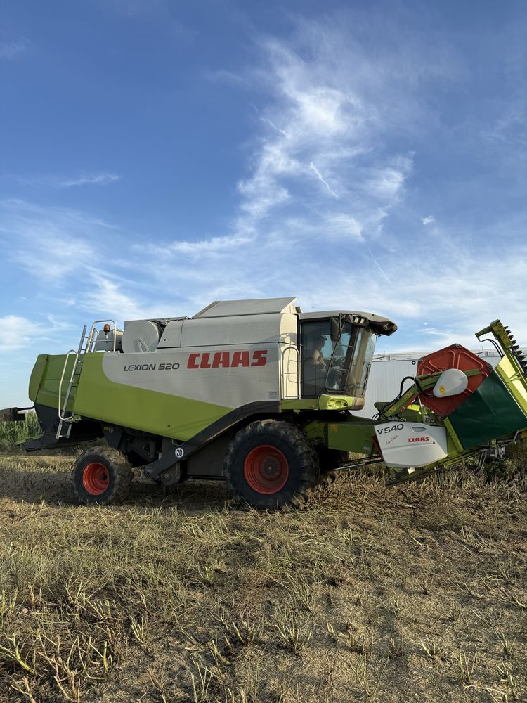 Claas Lexion 520, 2100 mtg, Tucano 450 tys brutto