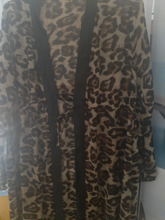 Quimono novo padrão  leopardo comprido