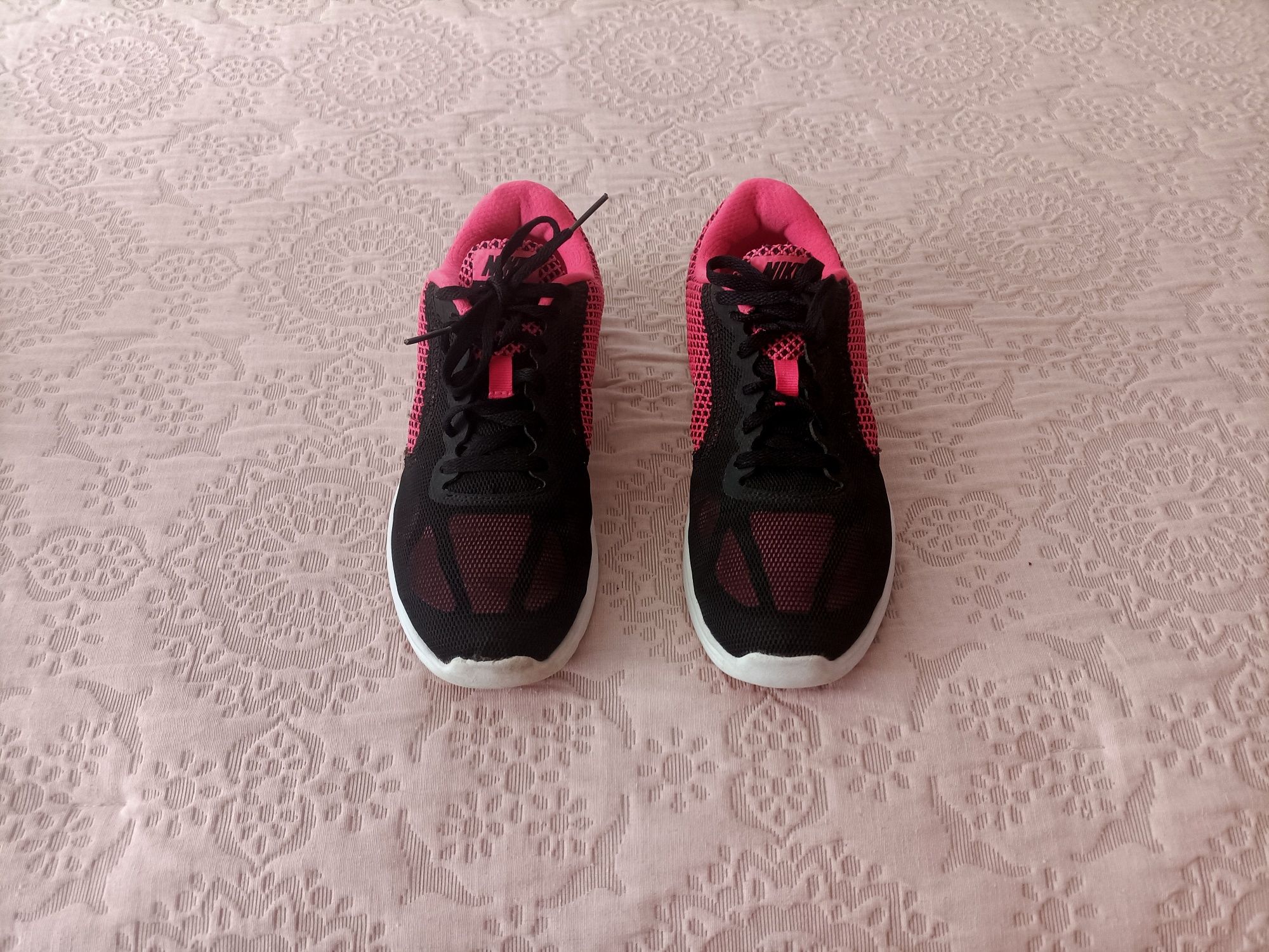 Sapatilhas Nike n 39 rigorosamente novas