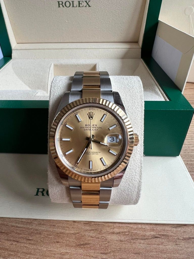 Rolex Datejust 41mm
Sprzedam zegarek Rolex Datejust 41 mm. Zegare