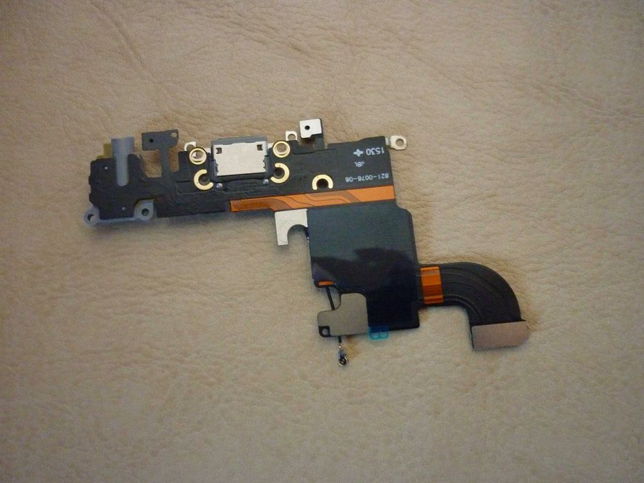 Шлейф с разъемом зарядки, для iPhone 6S,  с коннектором наушников