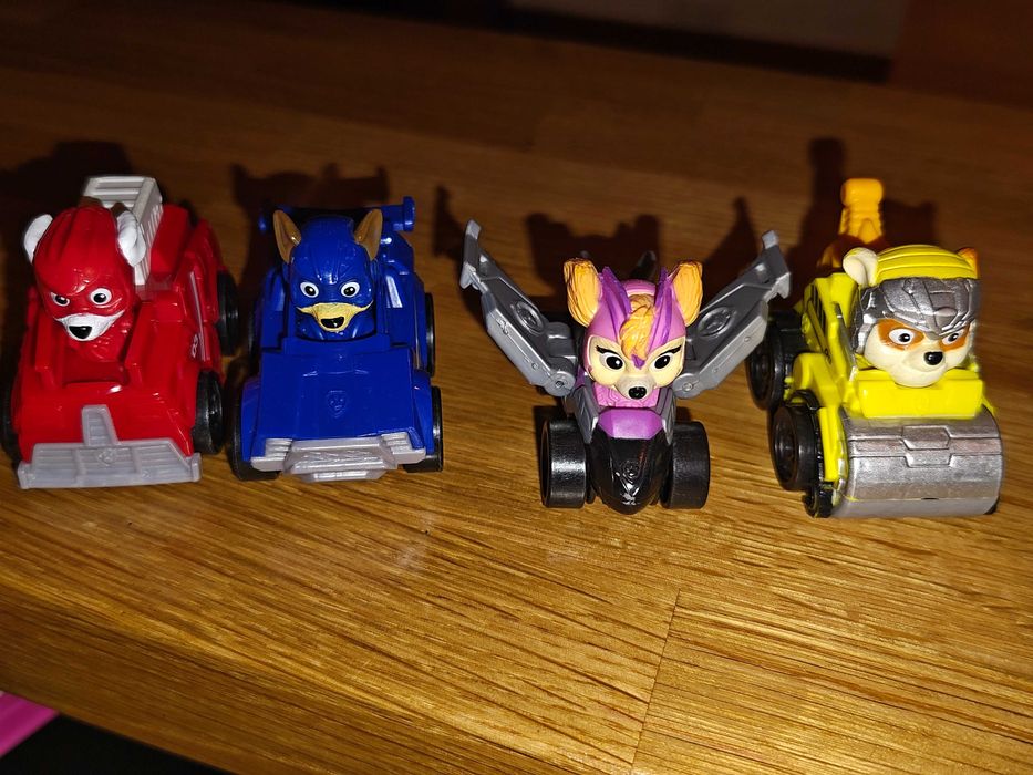 Psi patrol figurki z autami