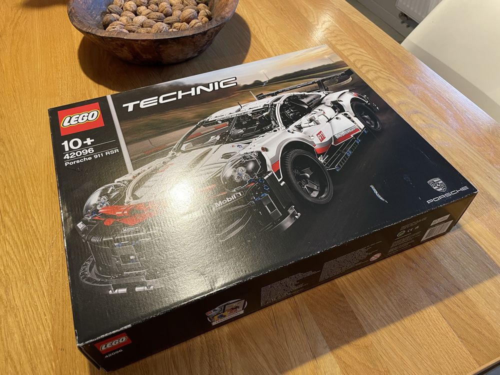 LEGO Technic Porsche 911 RSR 42096