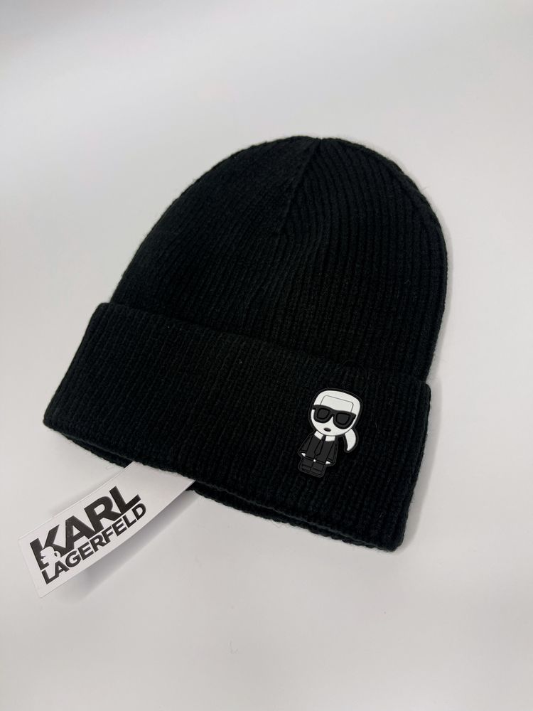 Оригінальна шапка Karl Lagerfeld