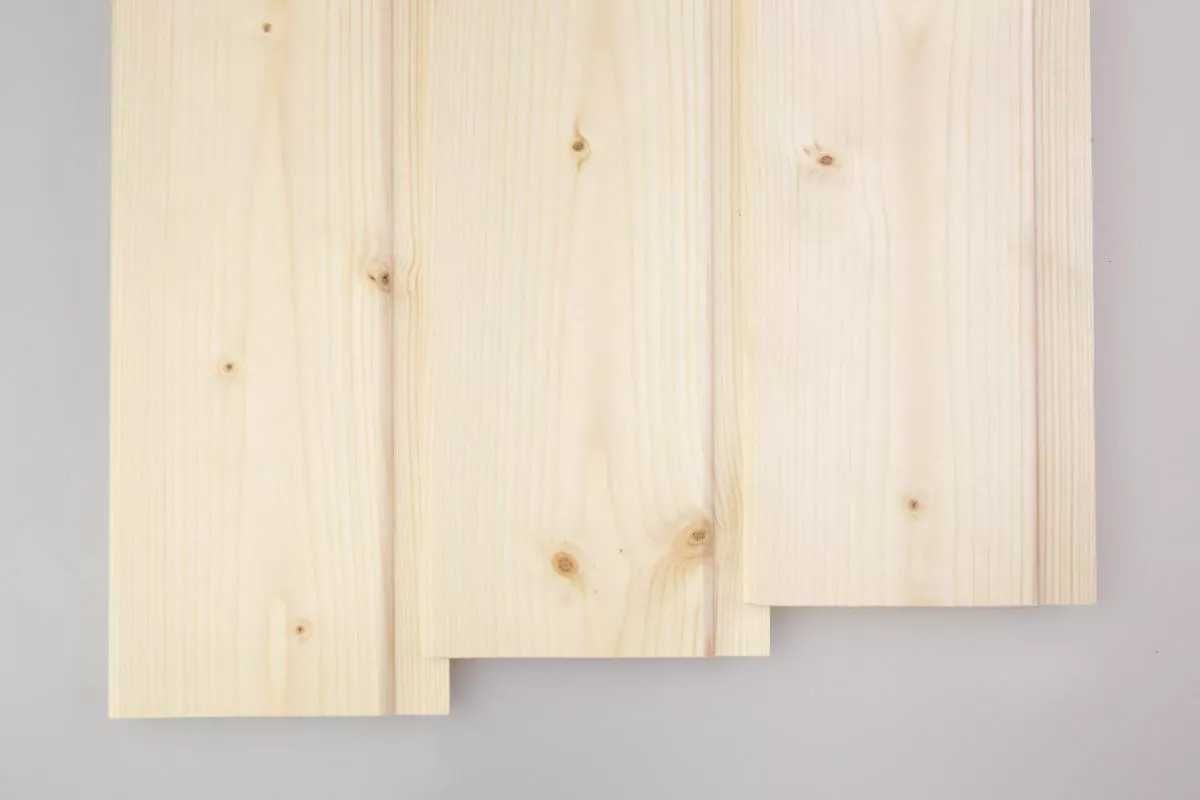 Deska elewacyjna świerk/sosna 19x121 mm - 400 cm