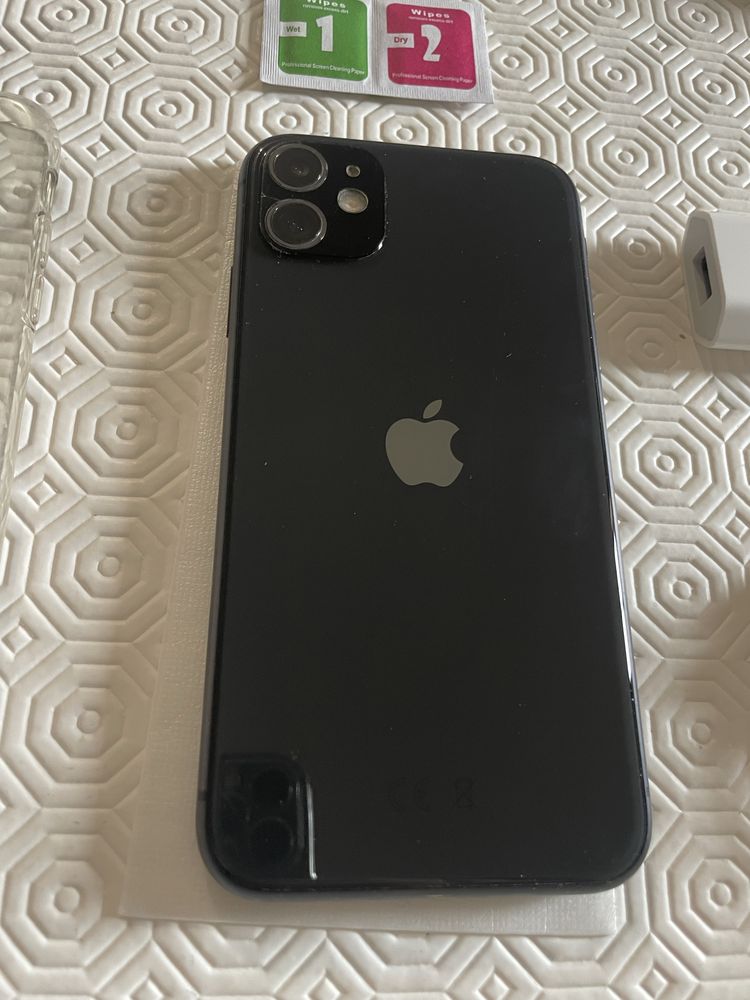 iPhone 11 - Desbloqueado - 256 GB