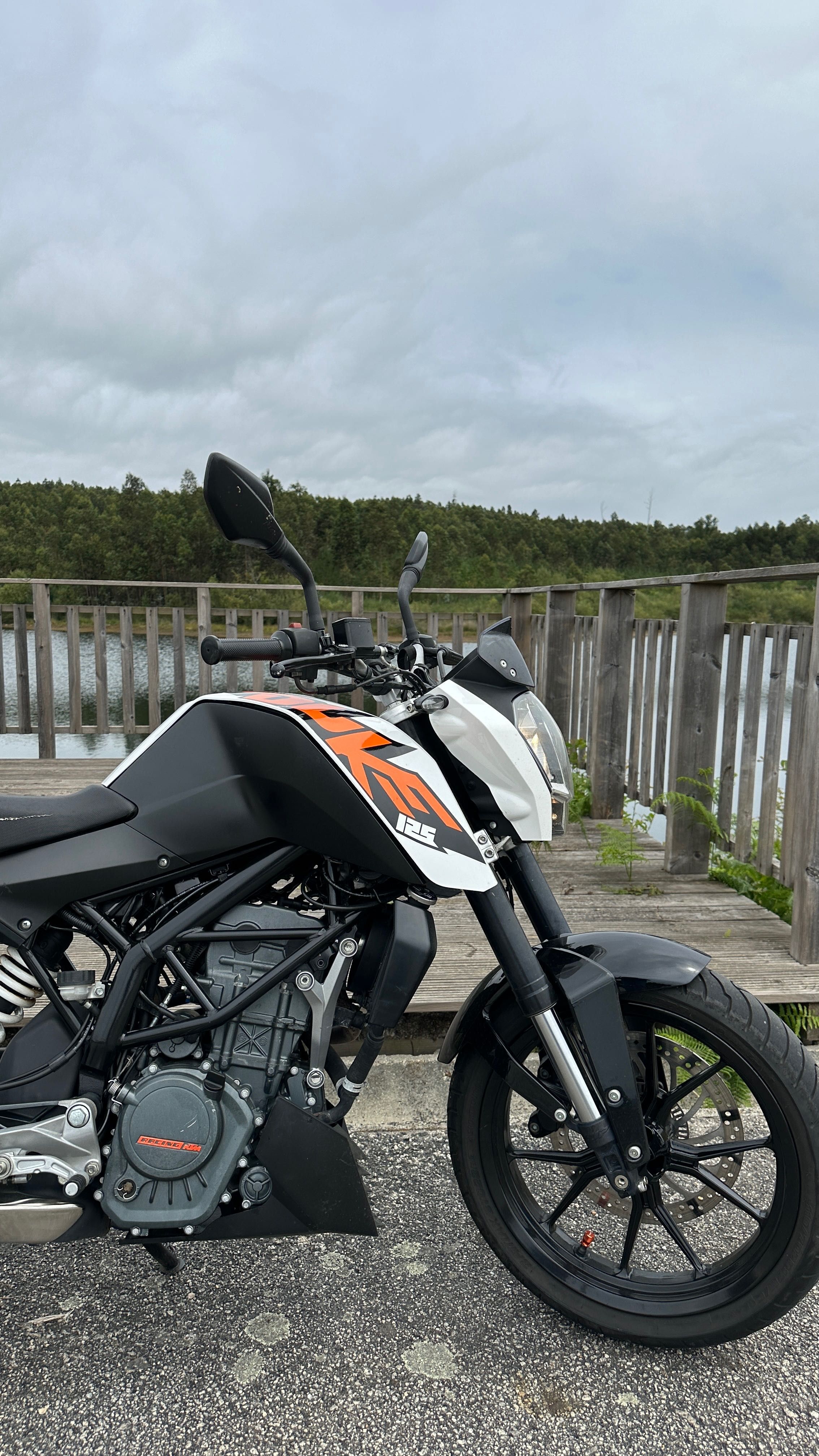 Mota KTM DUKE 125