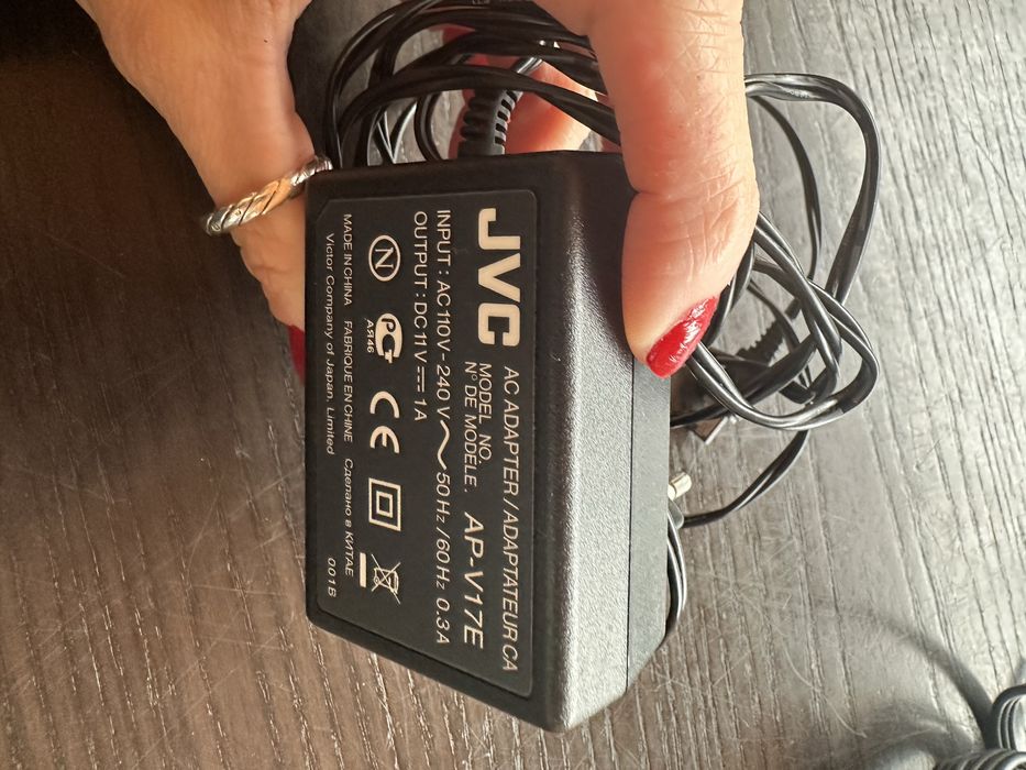 Câmara de filmar JVC GZ-MG330RE + Acessórios