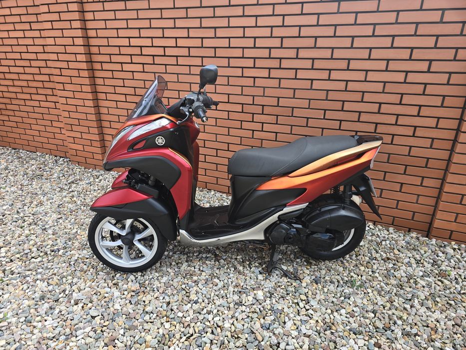 Yamaha Tricity 125 // MP3 Metropolis Xmax Burgman Satelis