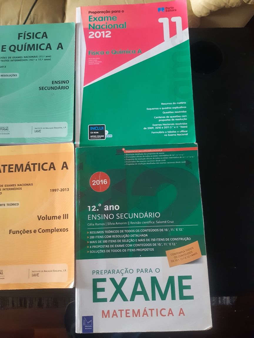 Livros escolares Matemática-Física/Química 11 ano/12 ano