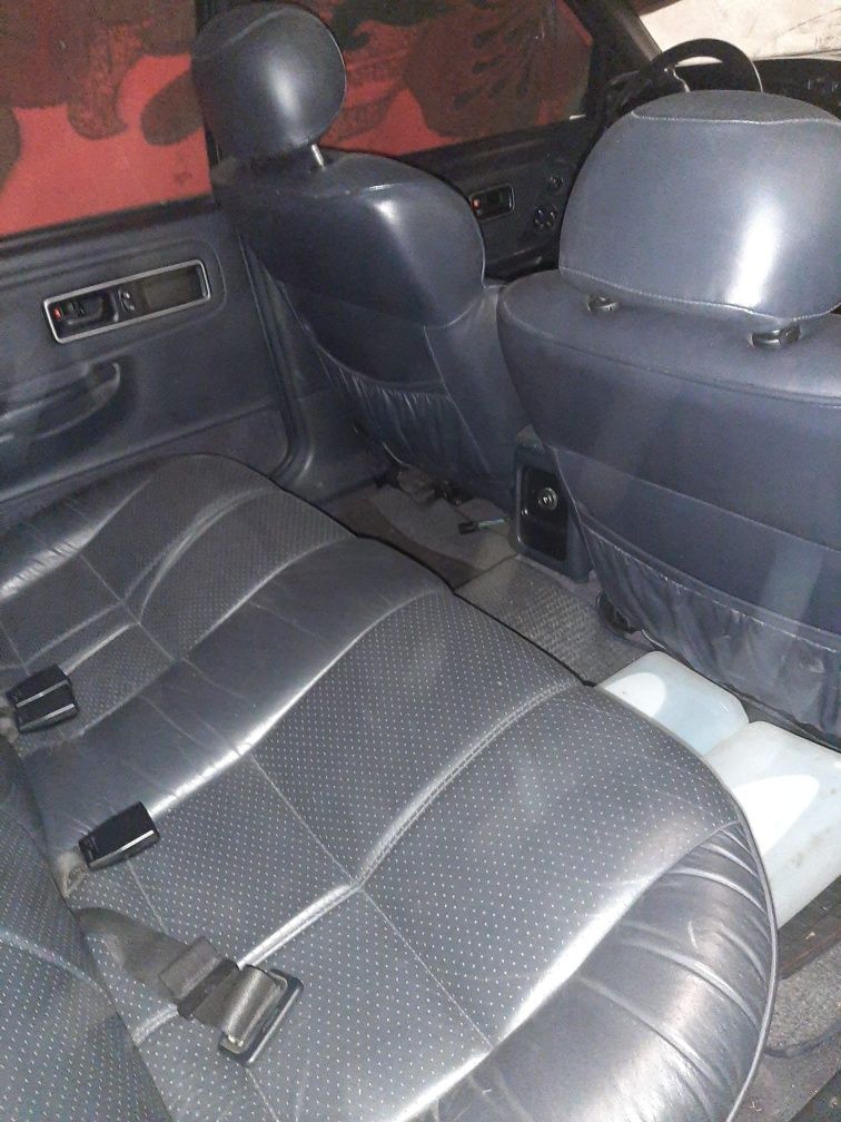 Ford scorpio  2000 a gasolina automatico
