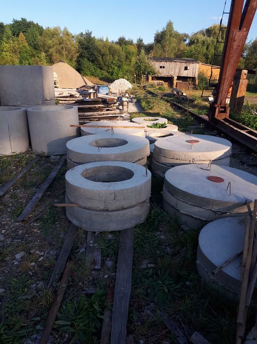 Каналізаційні, місткові і криничні бетонні та залізобетонні кільця