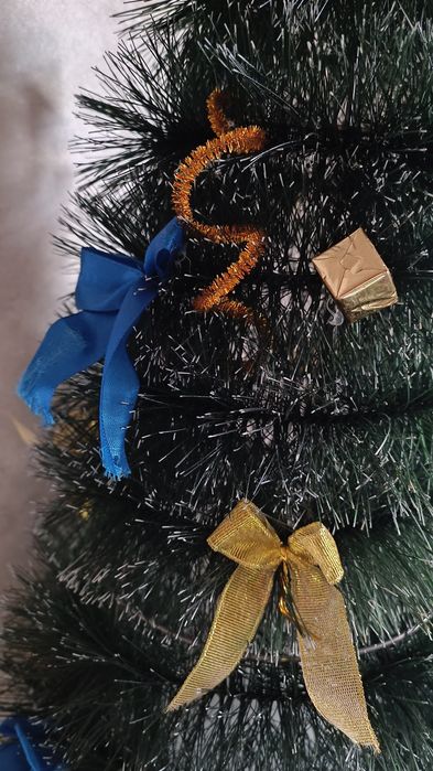 Ёлка искусственная