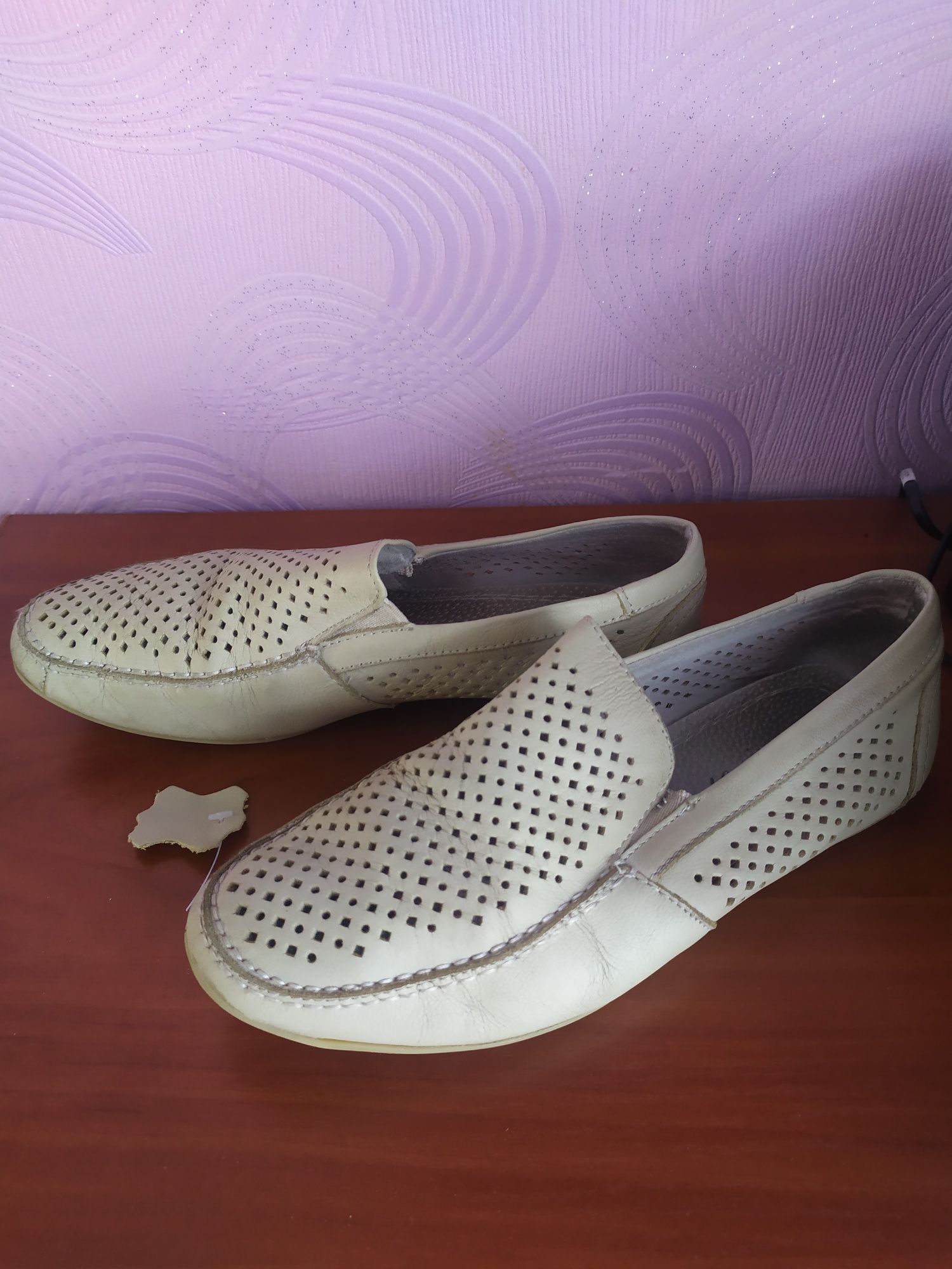 Продам шкіряні мокасини 35р.