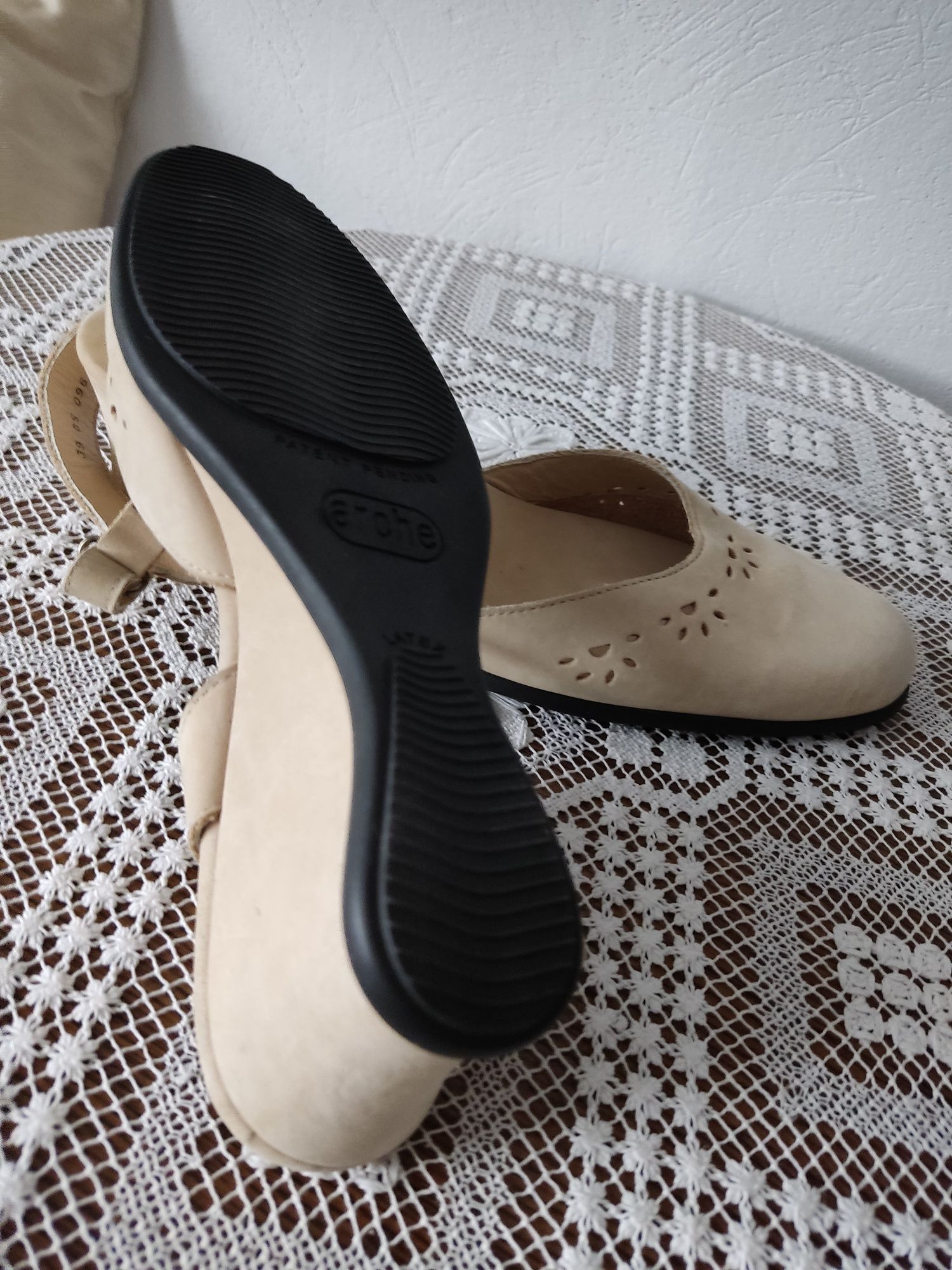 Arche francuskie buty skórzane 39 Nowe