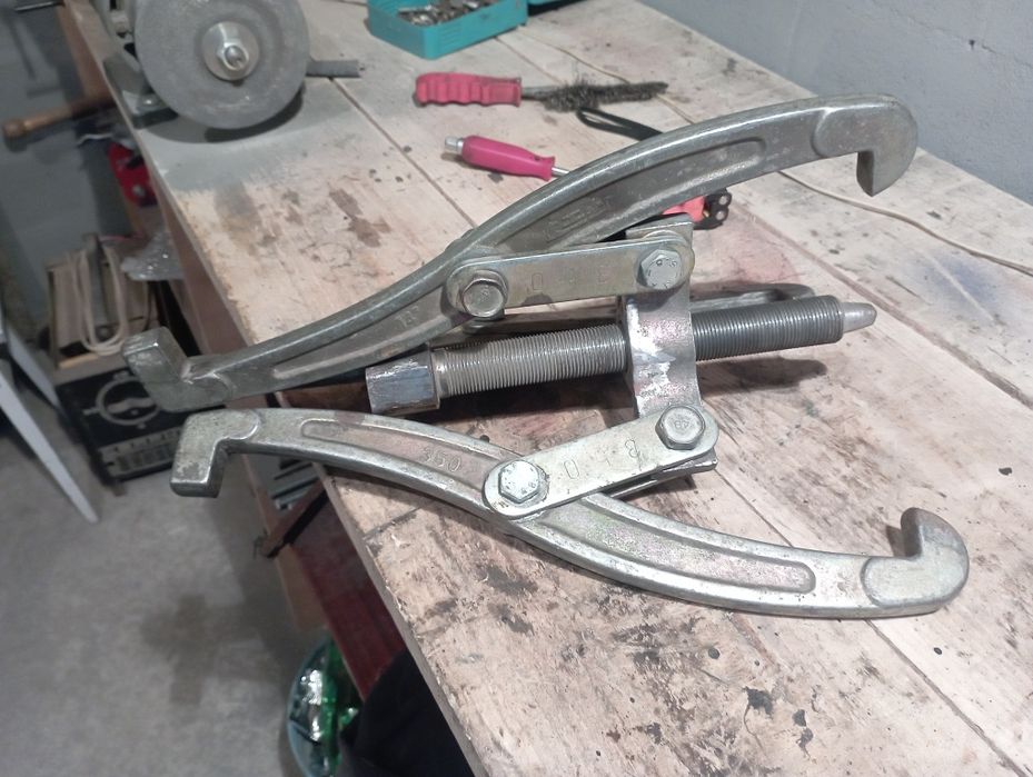 Продам знімач підшипників