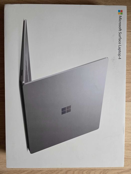 Microsoft Surface Laptop 4 15' AMD Ryzen 7/8GB/512SSD Srebrny - igła