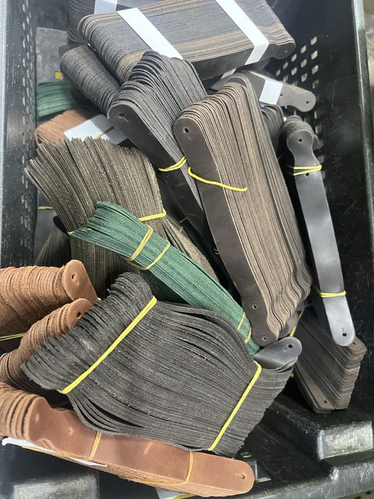 Розкрій, вирубка, висічка, матеріалів на гідравлічному пресі