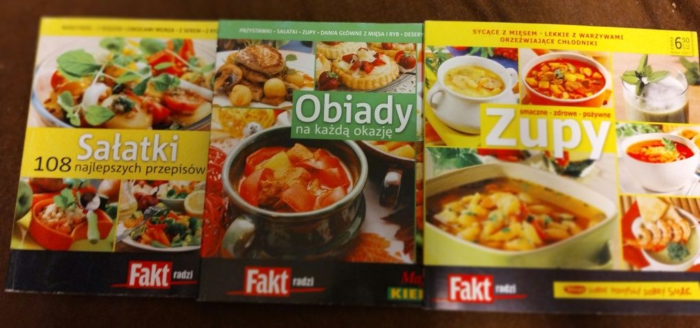 Zestaw książek o tematyce gastronomicznej