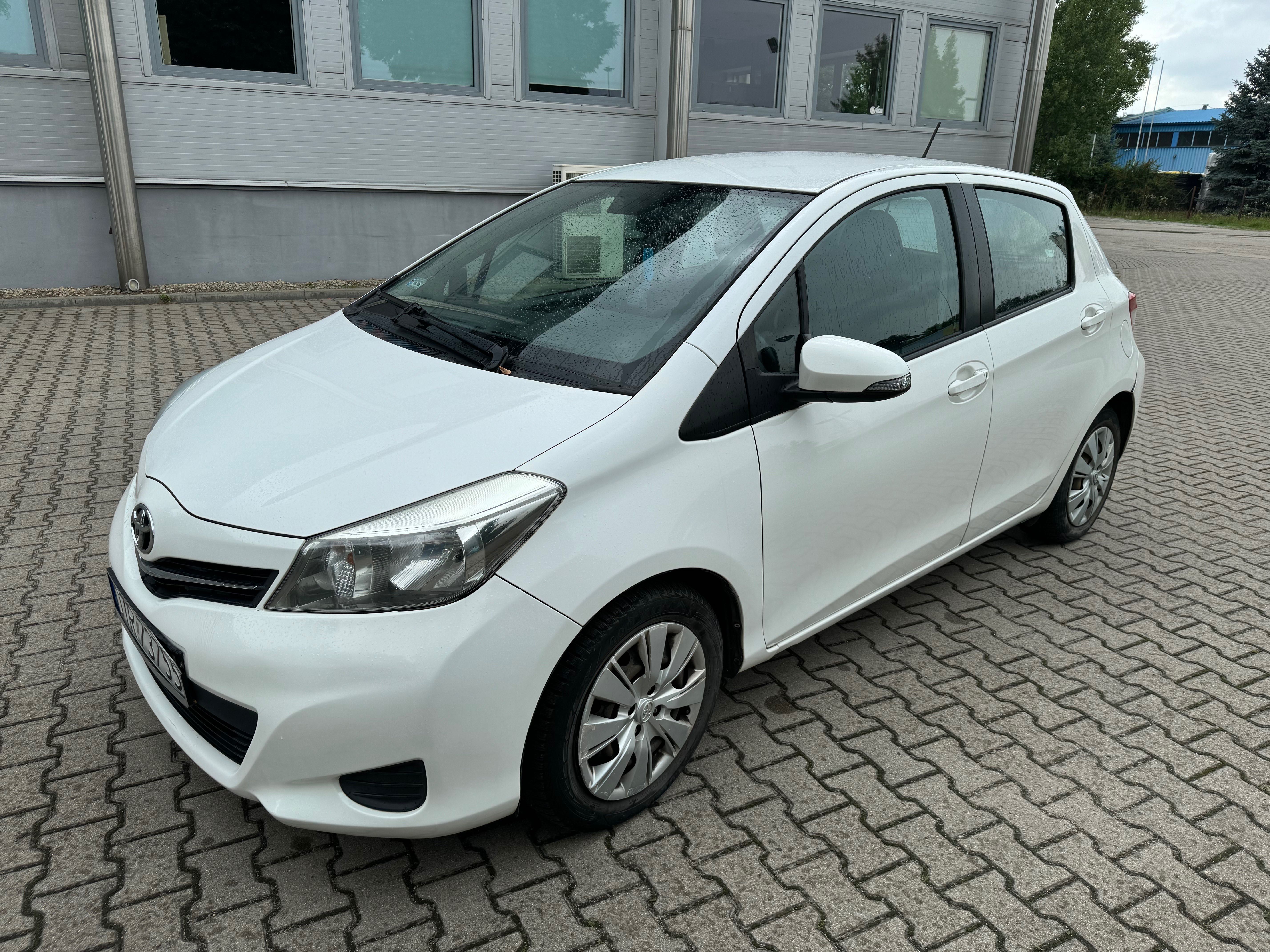 Toyota Yaris III 3, 1.4 D DIESEL ROCZNIK 2011 - KOLOR BIAŁY